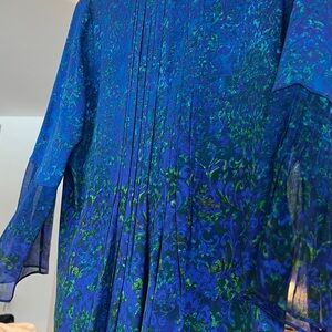 Elie Tahari Blue and Green Patterned Top